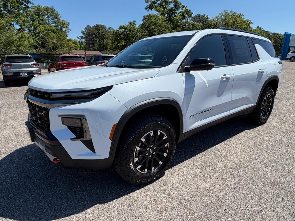 new 2026 Chevrolet Traverse car, priced at $53,155