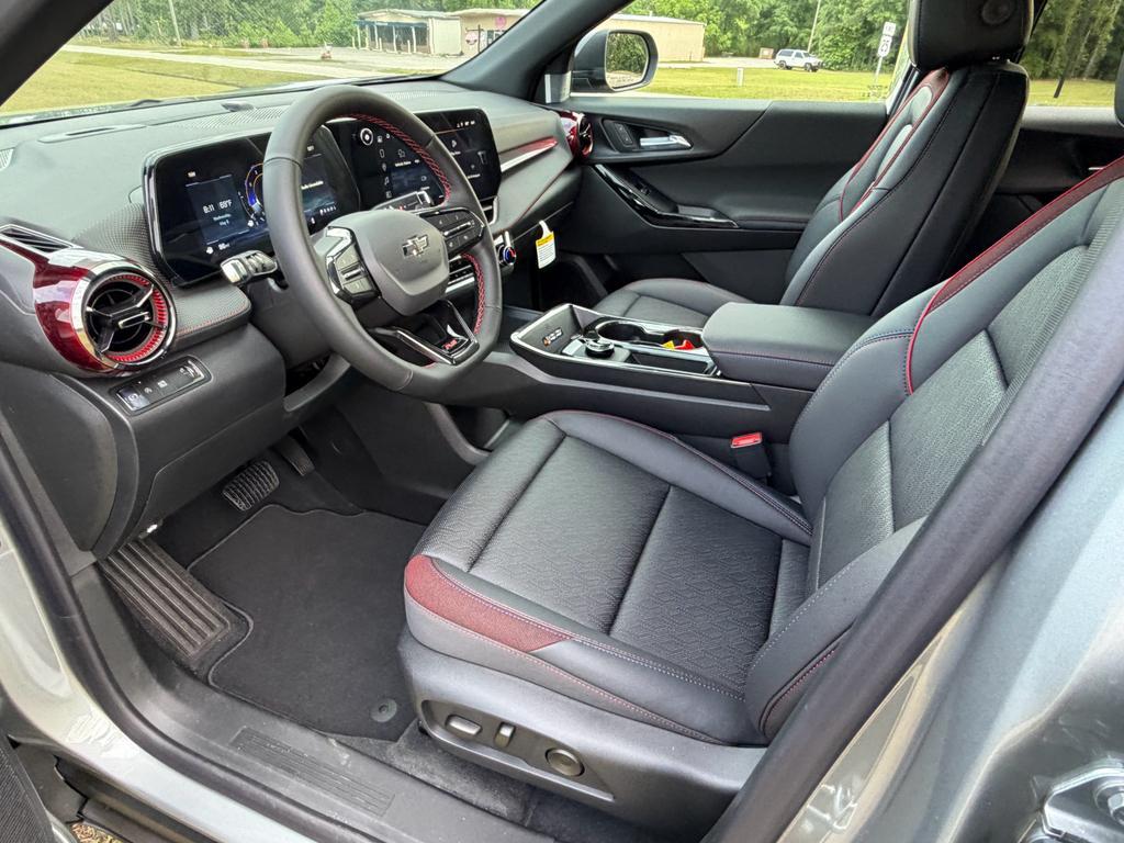 new 2026 Chevrolet Equinox car, priced at $37,530