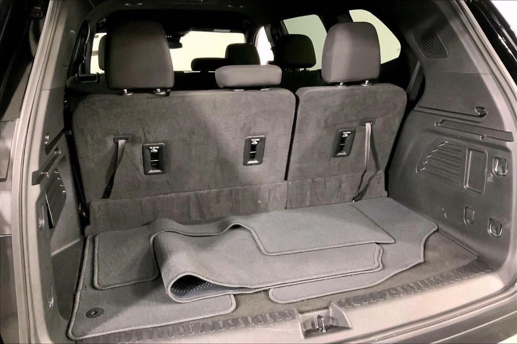 used 2025 GMC Acadia car, priced at $33,500