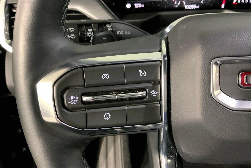 used 2025 GMC Acadia car, priced at $33,500