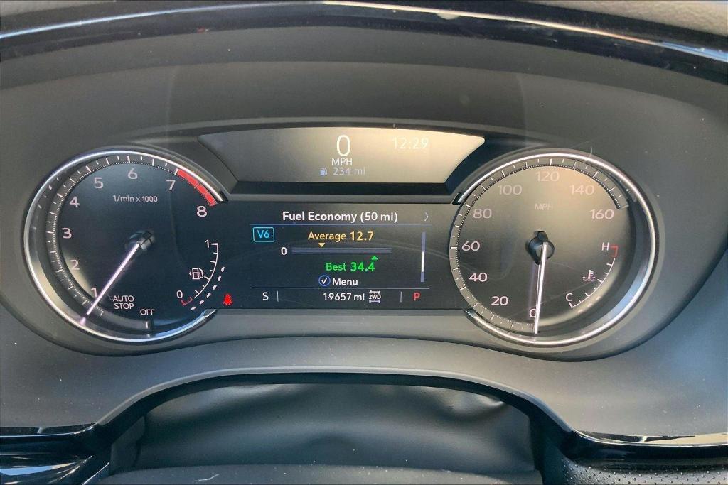 used 2025 Cadillac XT5 car, priced at $37,000