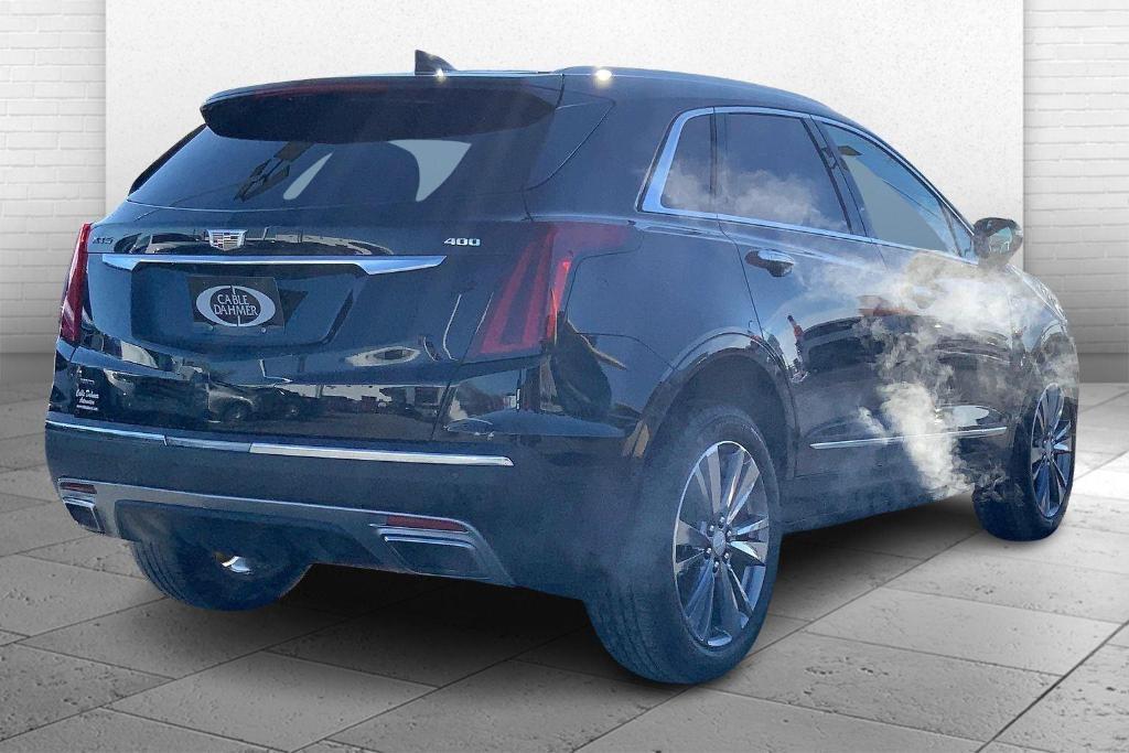 used 2025 Cadillac XT5 car, priced at $37,000
