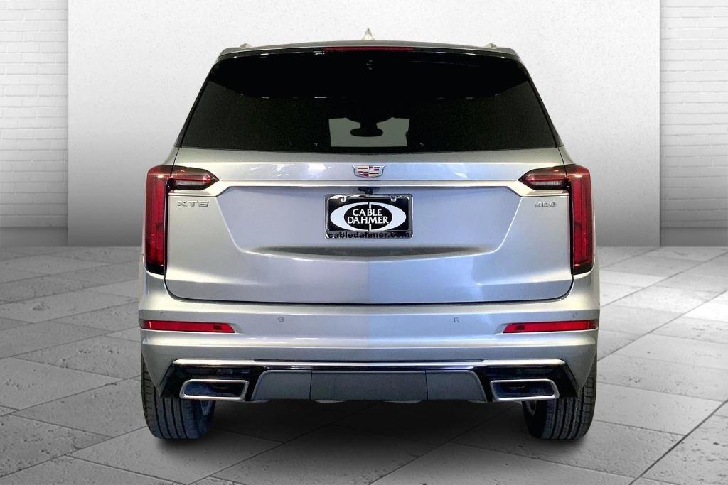 used 2025 Cadillac XT6 car, priced at $39,500
