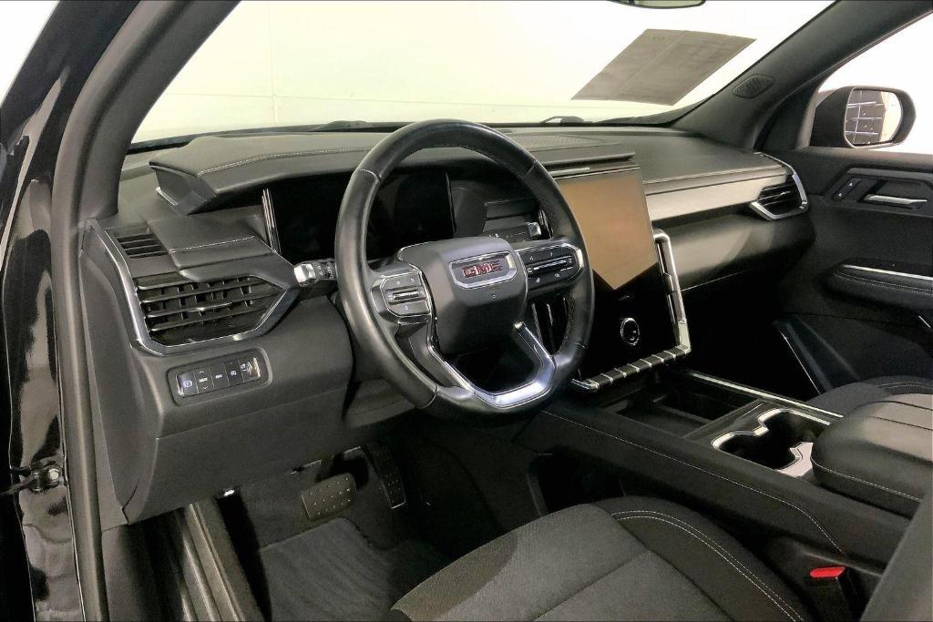 used 2025 GMC Acadia car, priced at $34,880