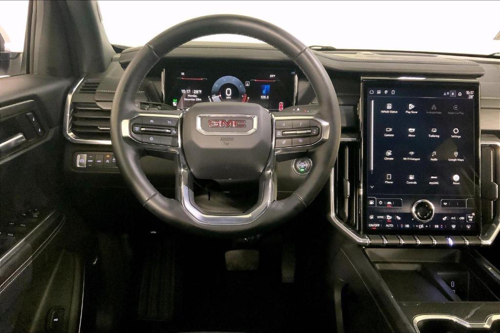 used 2025 GMC Acadia car, priced at $34,300