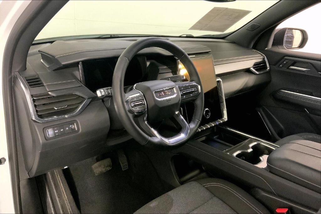 used 2025 GMC Acadia car, priced at $34,300