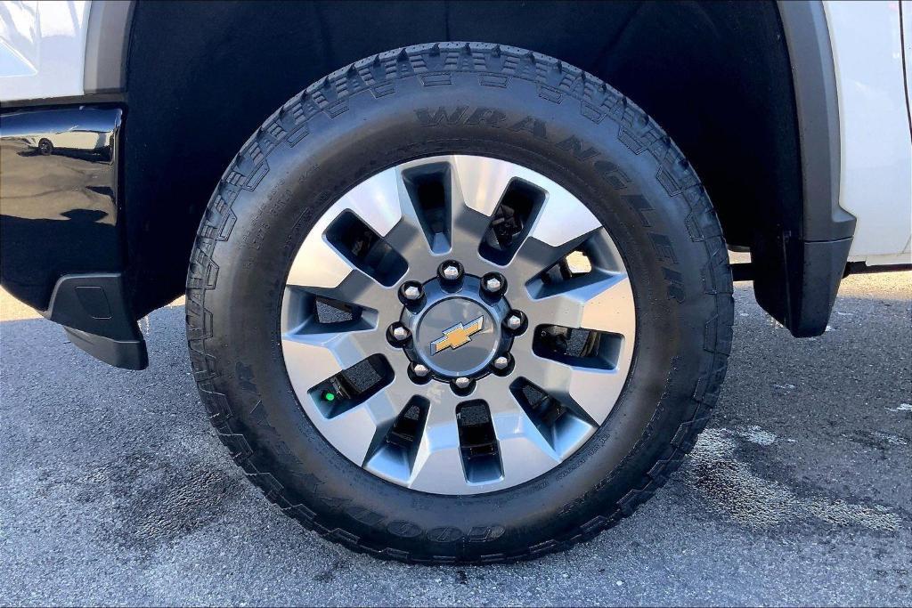 used 2024 Chevrolet Silverado 2500 car, priced at $42,500