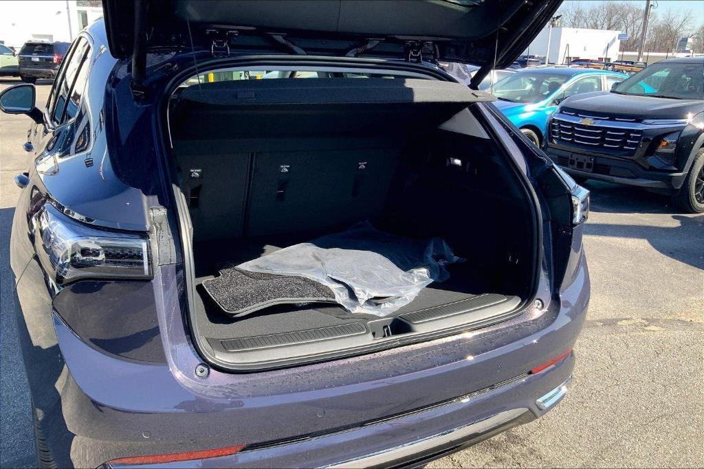 new 2026 Buick Envision car, priced at $45,055
