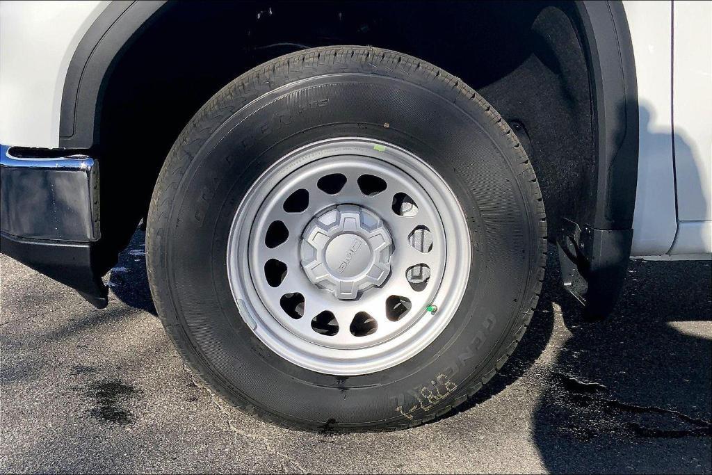 new 2026 GMC Sierra 1500 car, priced at $42,950