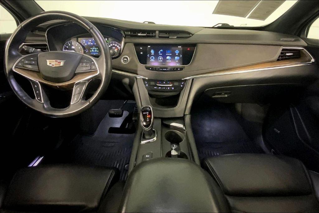 used 2017 Cadillac XT5 car, priced at $19,500