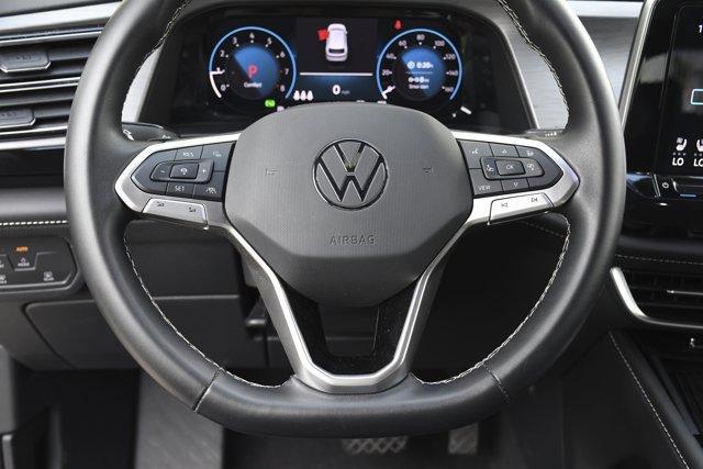 used 2025 Volkswagen Atlas Cross Sport car, priced at $28,999