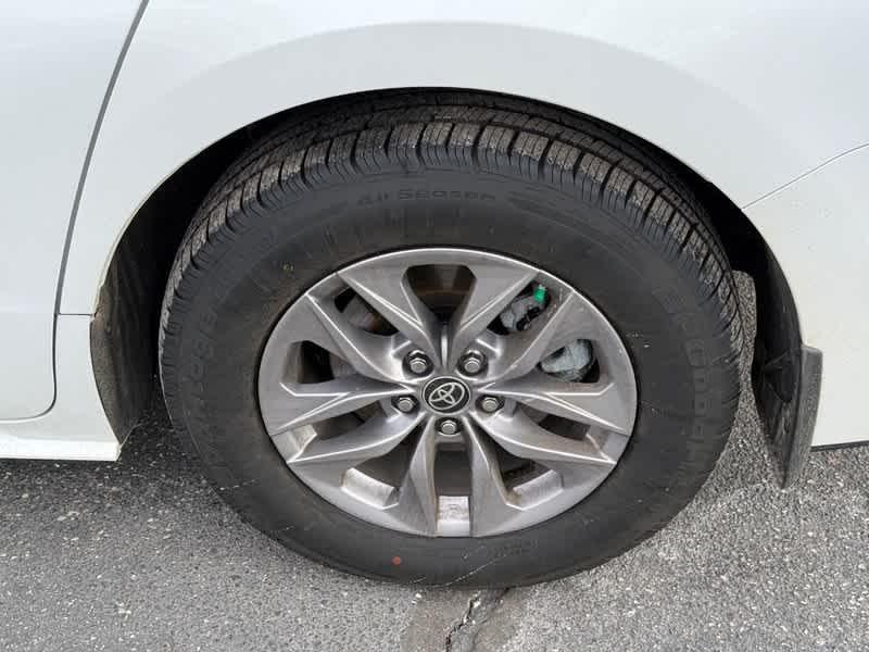 used 2023 Toyota Sienna car, priced at $41,960