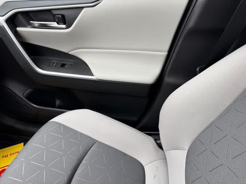 used 2025 Toyota RAV4 Hybrid car, priced at $37,960