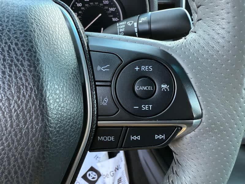 used 2019 Toyota Avalon Hybrid car, priced at $31,960