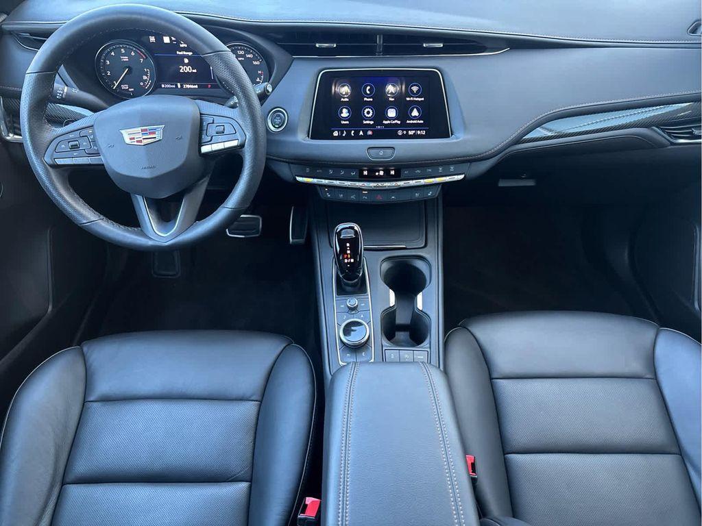 used 2022 Cadillac XT4 car, priced at $29,995