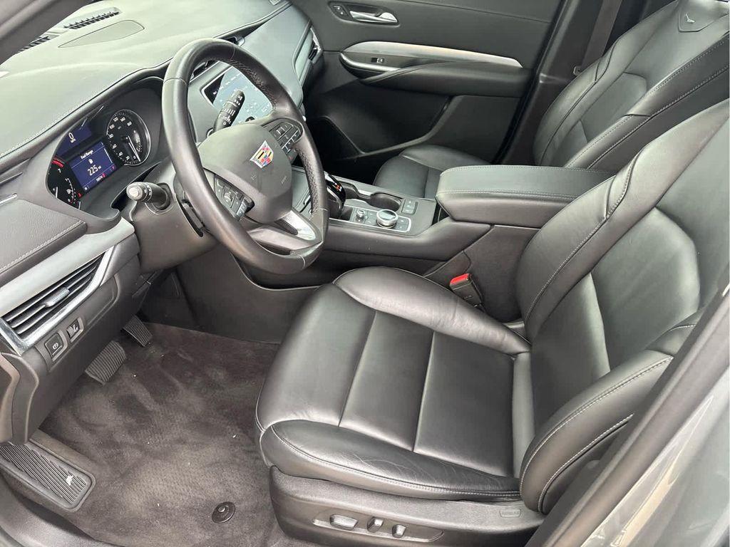used 2023 Cadillac XT4 car, priced at $24,995
