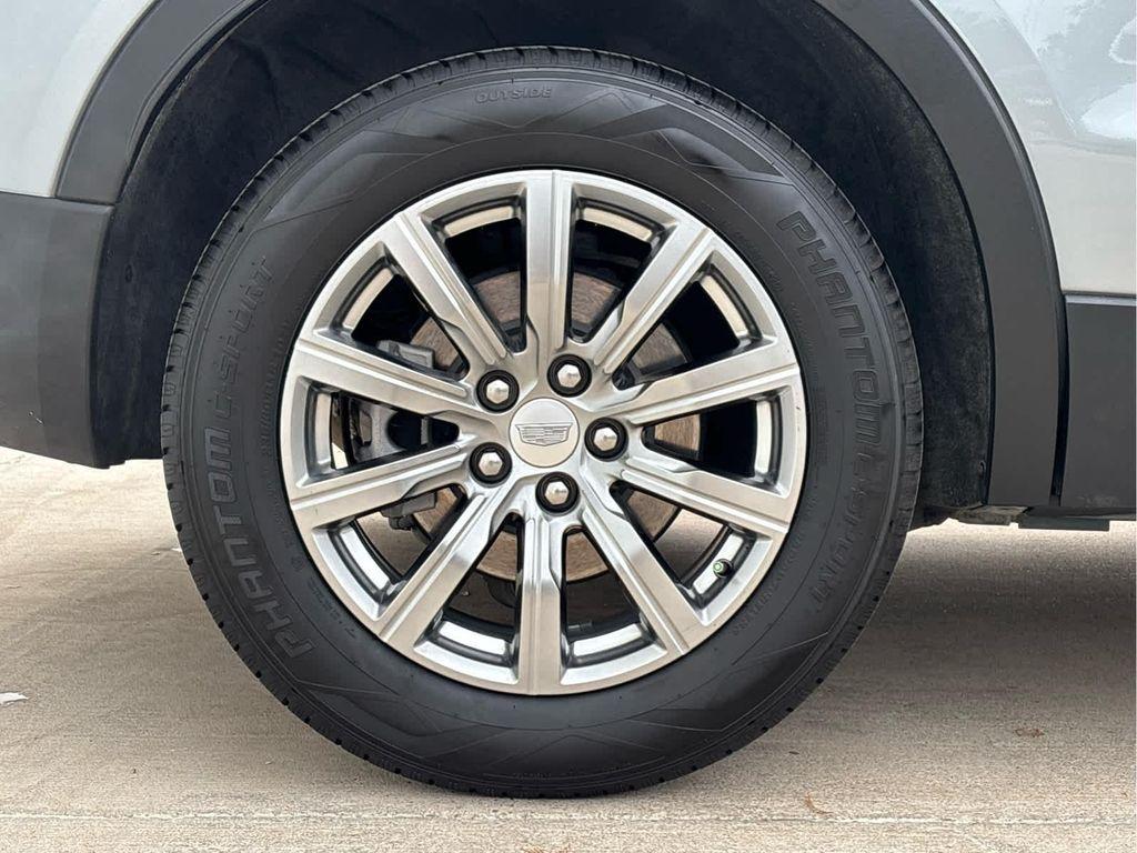used 2023 Cadillac XT4 car, priced at $24,995