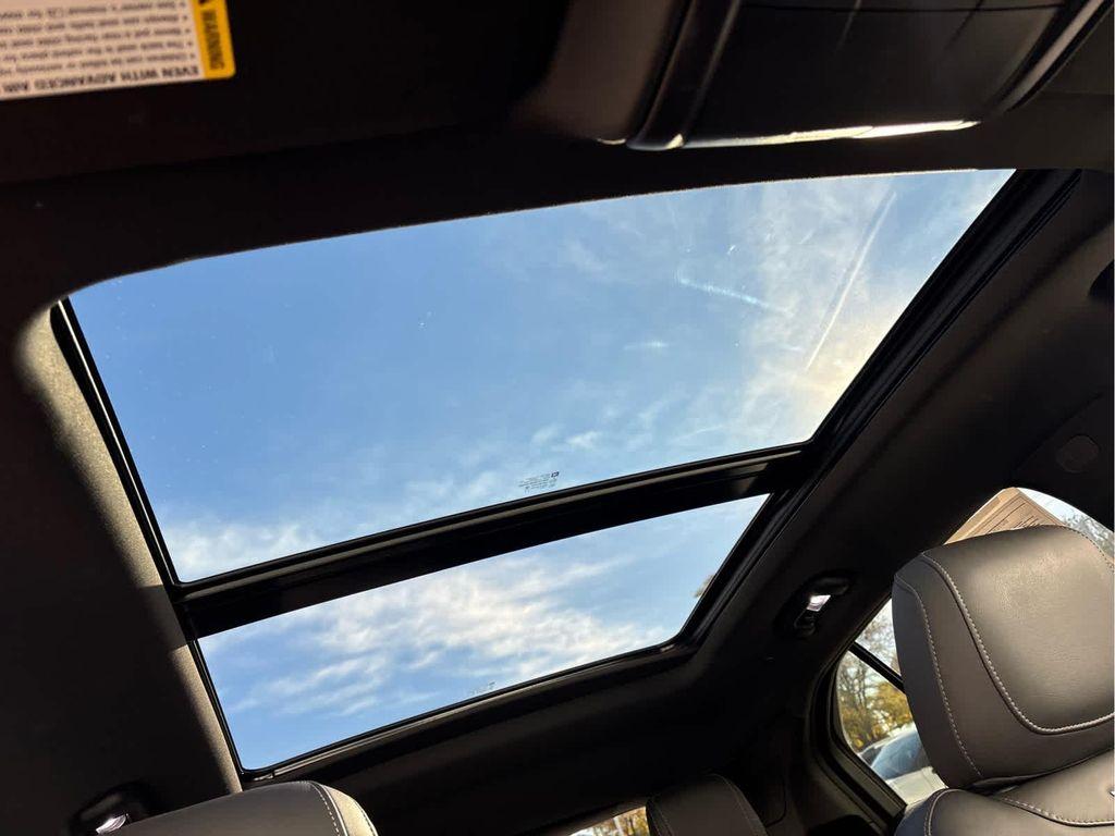 used 2023 Cadillac XT4 car, priced at $27,977