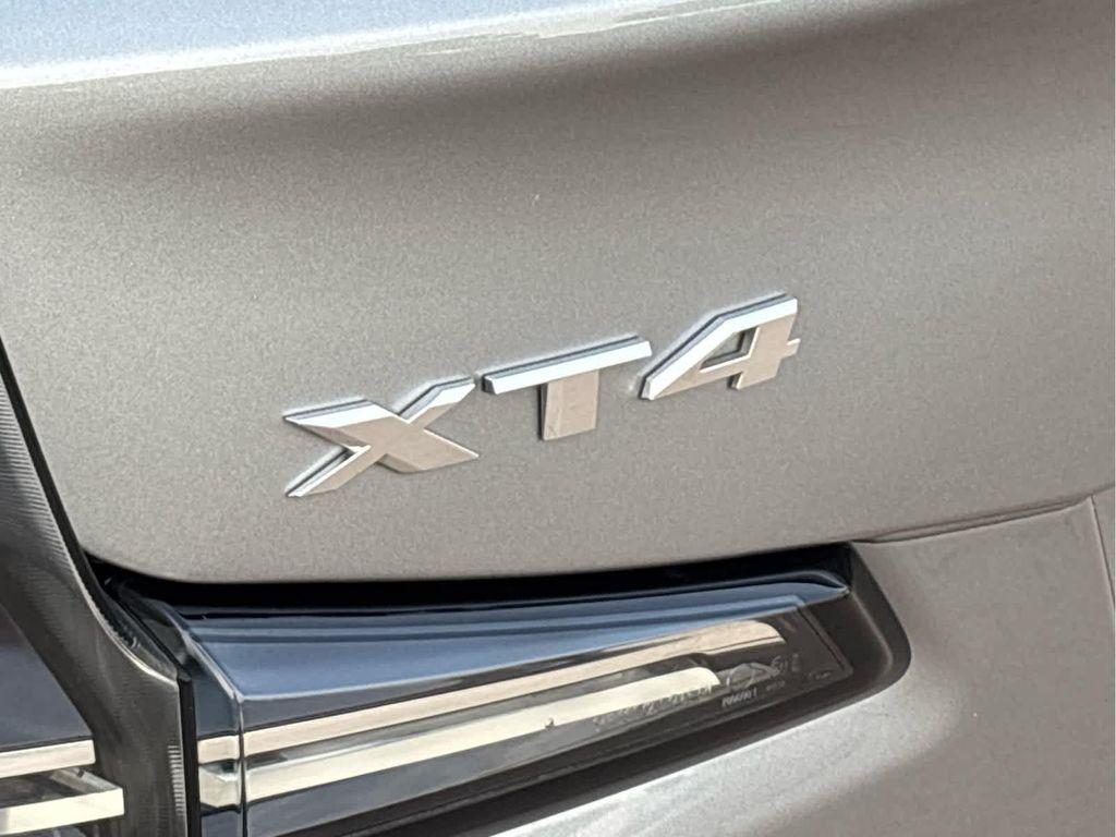 used 2023 Cadillac XT4 car, priced at $25,995