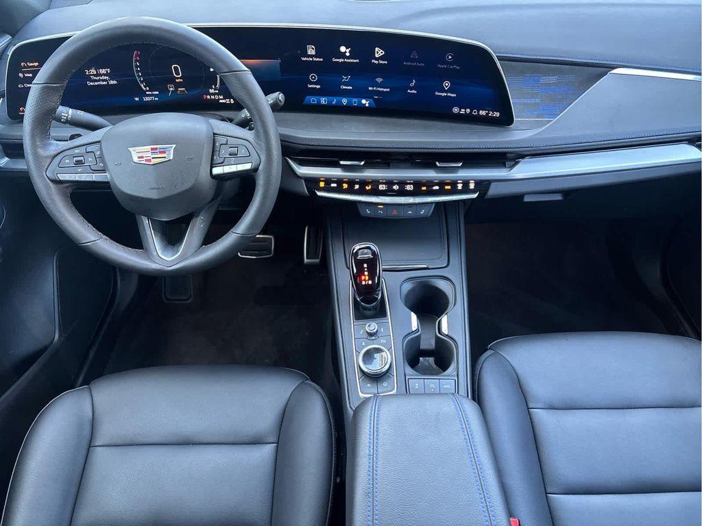 used 2024 Cadillac XT4 car, priced at $41,977