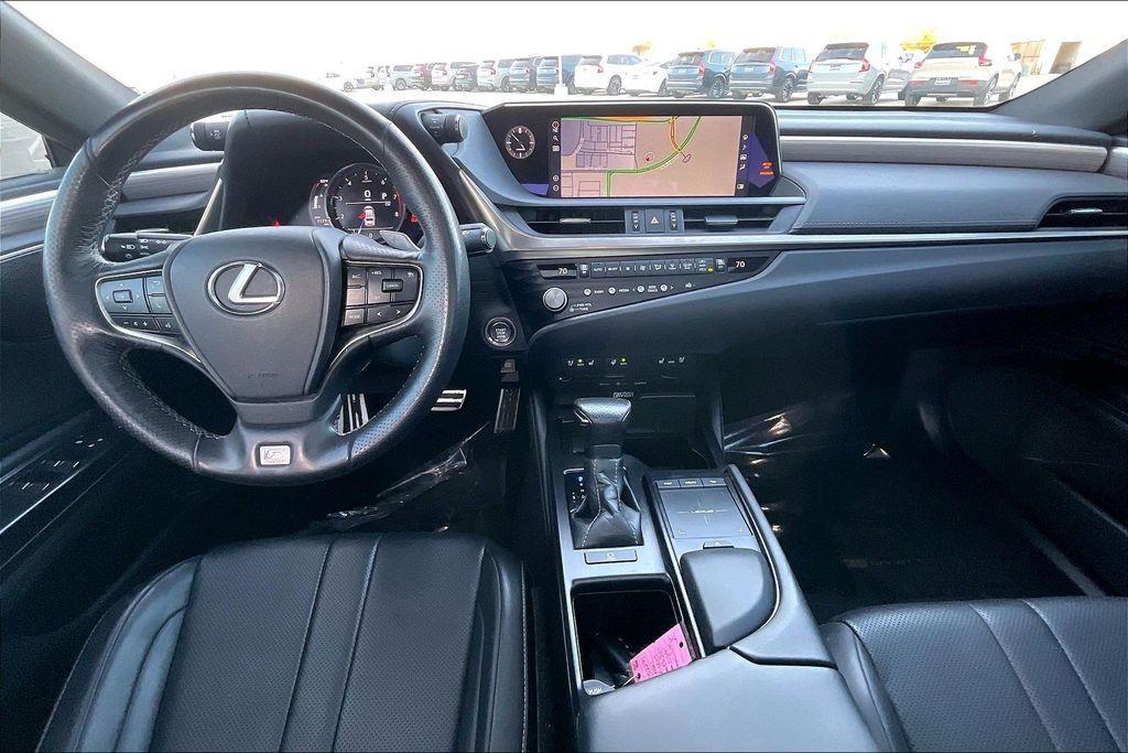 used 2021 Lexus ES 350 car, priced at $29,250