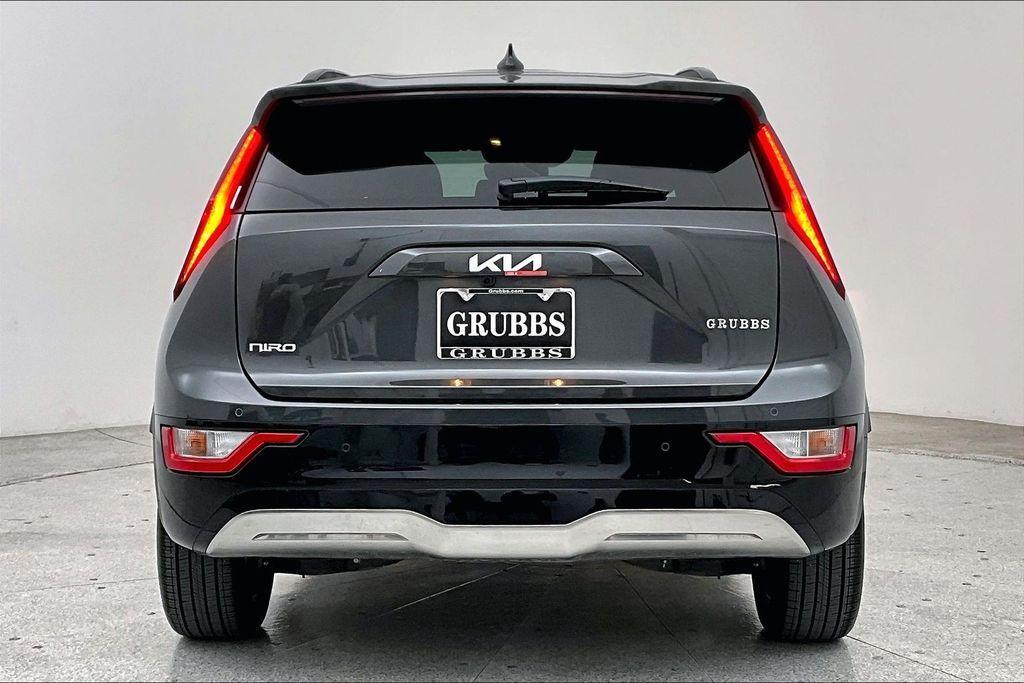 used 2025 Kia Niro EV car, priced at $26,000