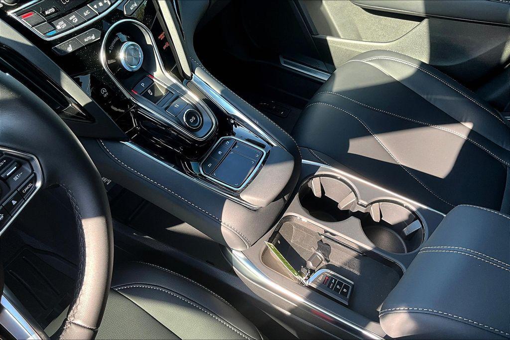 new 2025 Acura RDX car, priced at $46,650