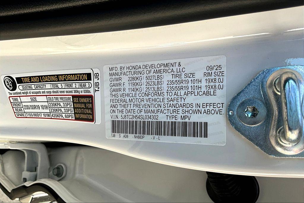 new 2025 Acura RDX car, priced at $49,250