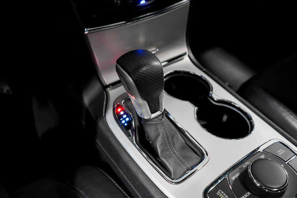 used 2020 Jeep Grand Cherokee car, priced at $50,277