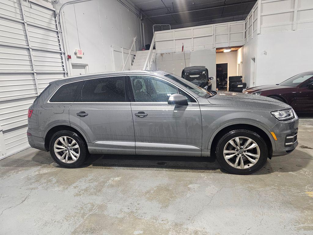 used 2017 Audi Q7 car, priced at $14,495