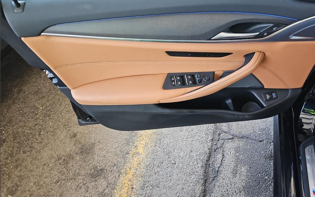 used 2023 BMW 540 car, priced at $52,977