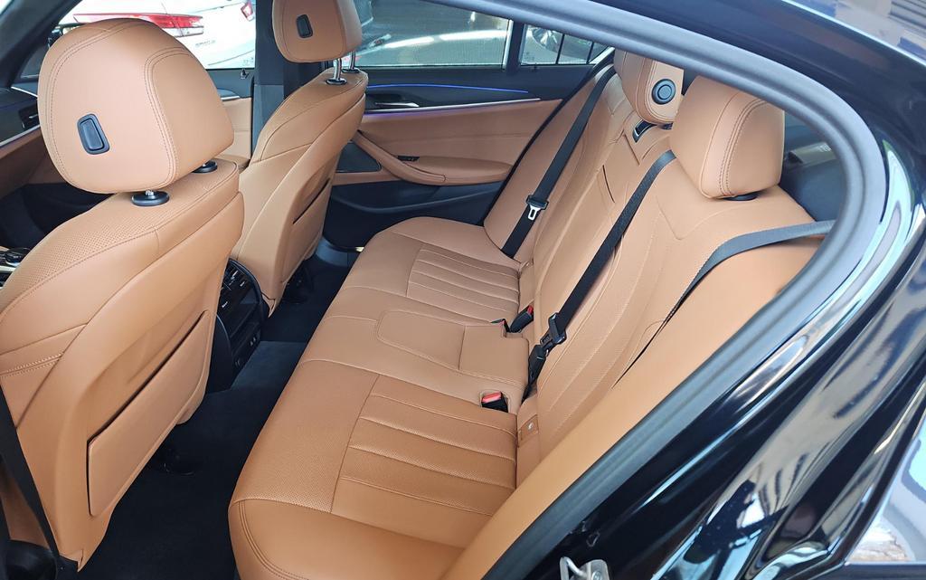 used 2023 BMW 540 car, priced at $52,977