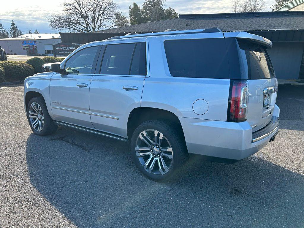 used 2018 GMC Yukon car, priced at $30,495
