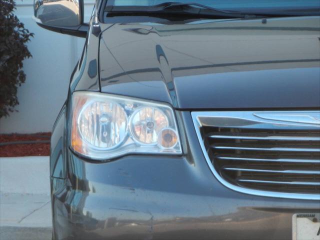 used 2014 Chrysler Town & Country car, priced at $5,995