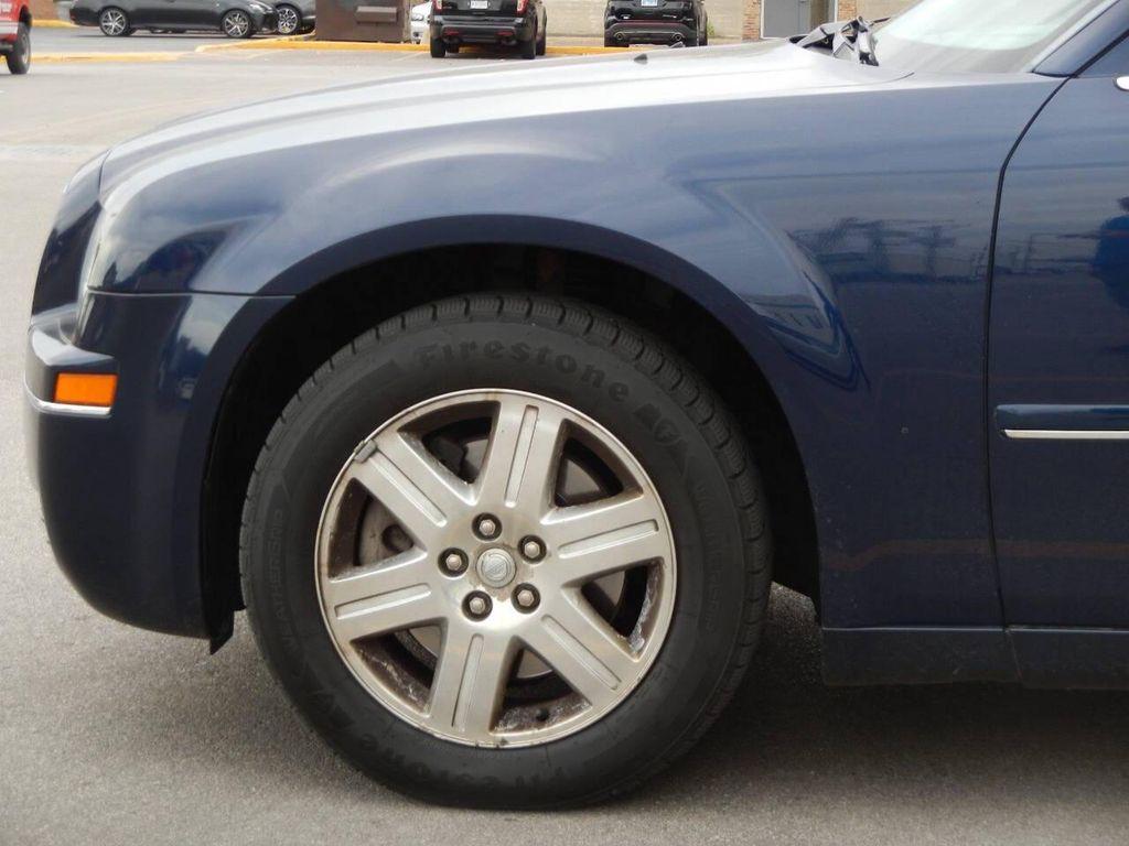 used 2005 Chrysler 300 car, priced at $6,995