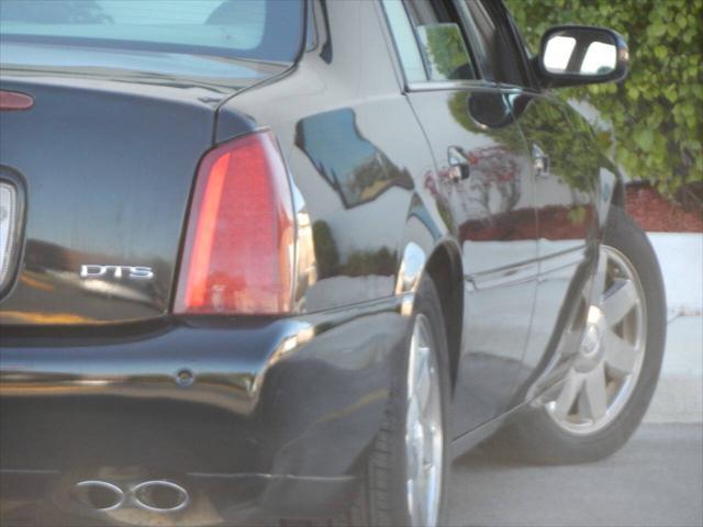 used 2005 Cadillac DeVille car, priced at $7,995