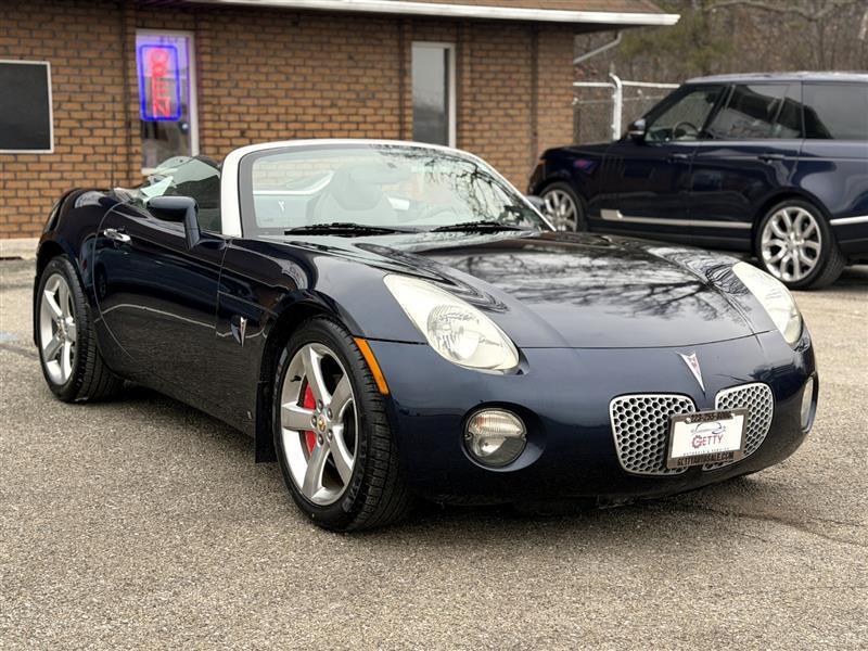 used 2007 Pontiac Solstice car, priced at $8,965