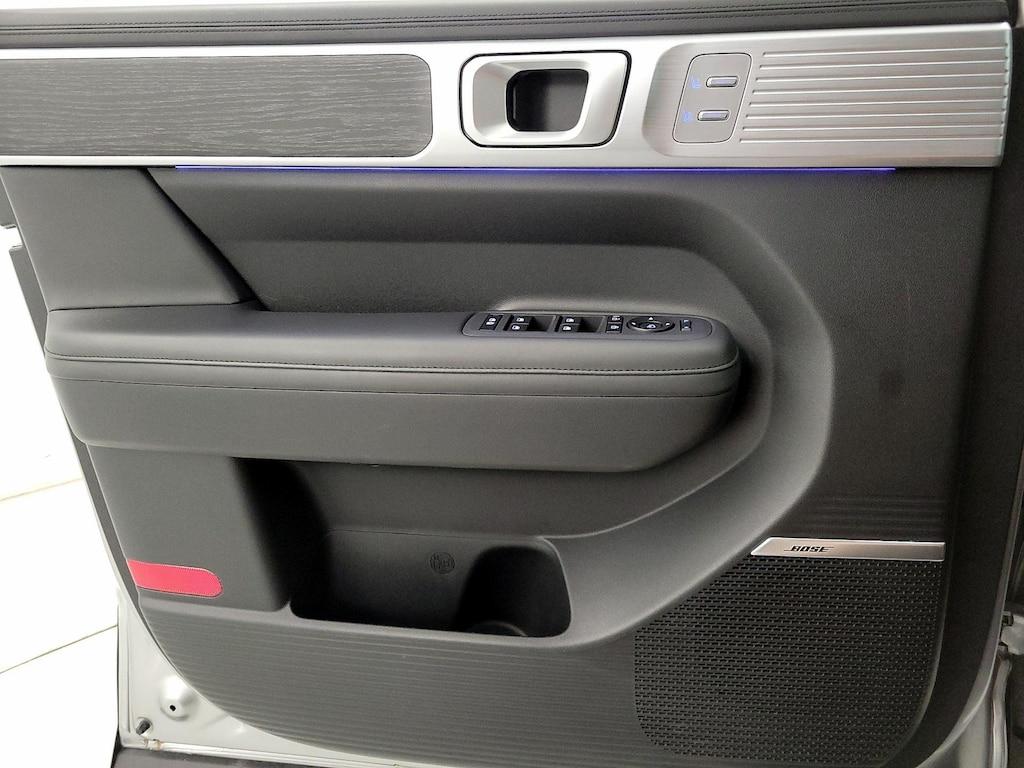 used 2024 Hyundai Santa Fe car, priced at $34,998