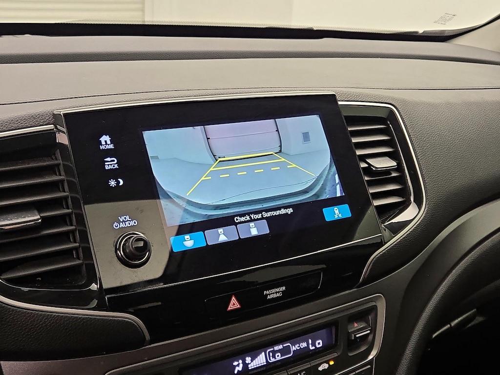 used 2022 Honda Pilot car, priced at $27,998