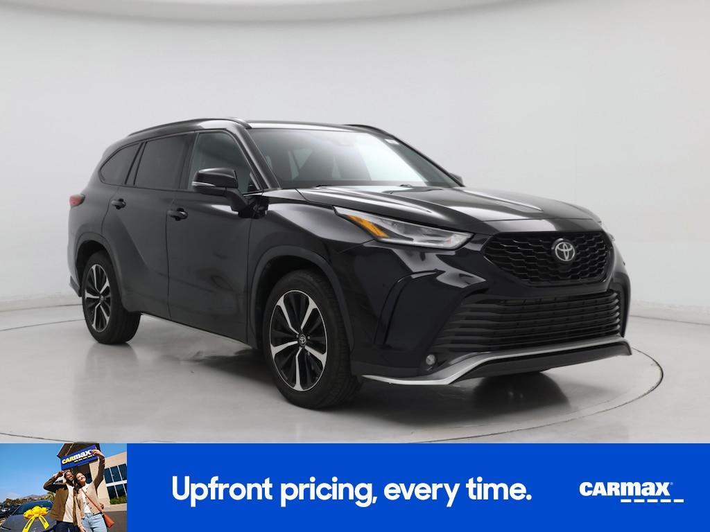 used 2021 Toyota Highlander car, priced at $27,998