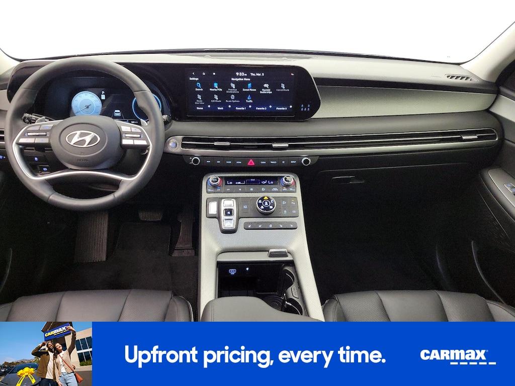 used 2025 Hyundai Palisade car, priced at $41,998
