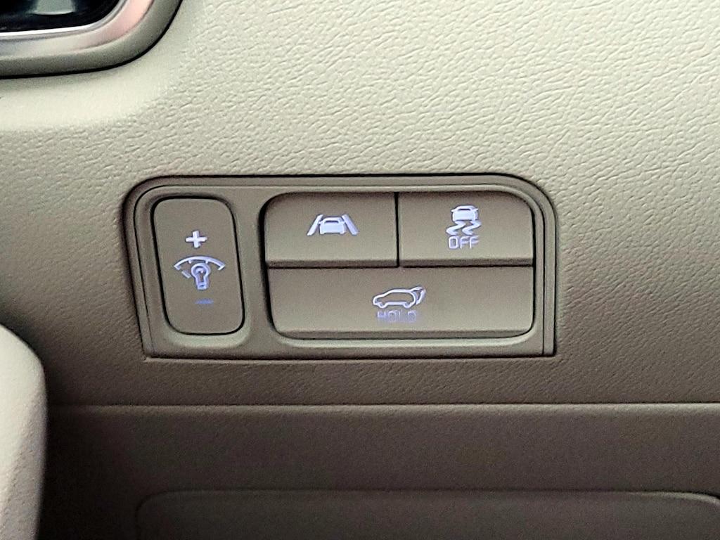 used 2023 Kia Sorento Hybrid car, priced at $32,998