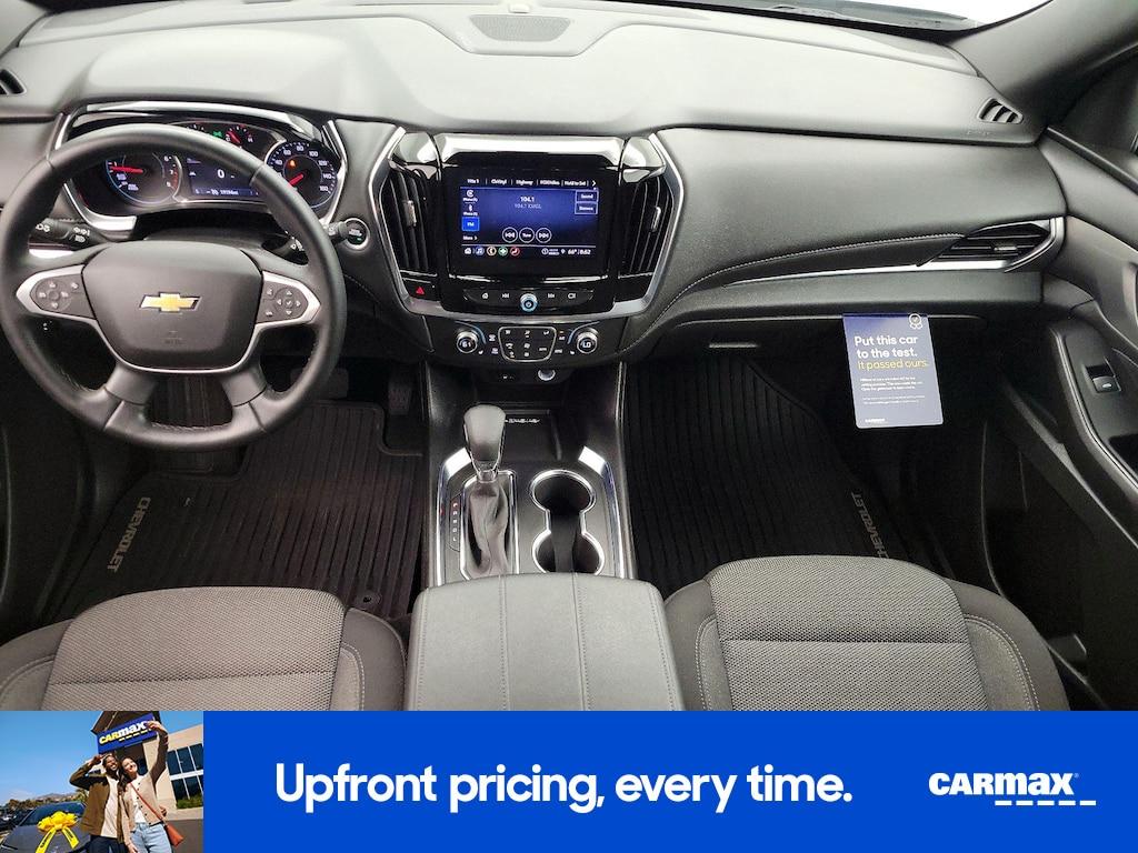 used 2023 Chevrolet Traverse car, priced at $29,998