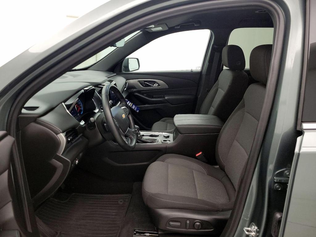used 2023 Chevrolet Traverse car, priced at $29,998