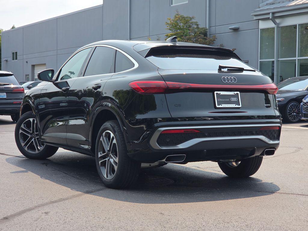 Audi Q5 view 26