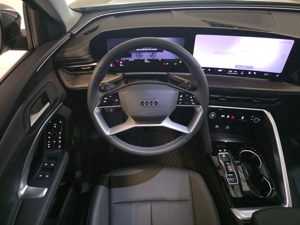 Audi Q5 view 26