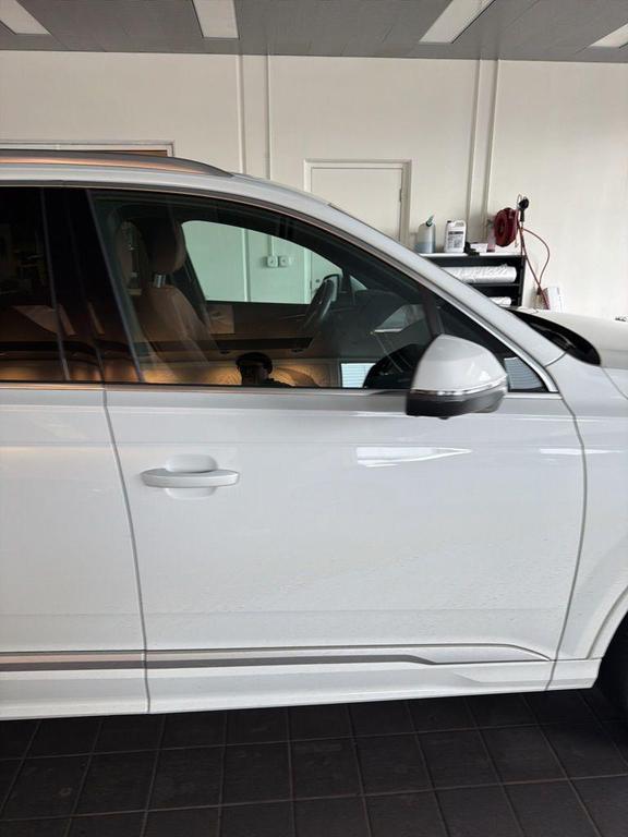 used 2020 Audi Q7 car, priced at $27,930