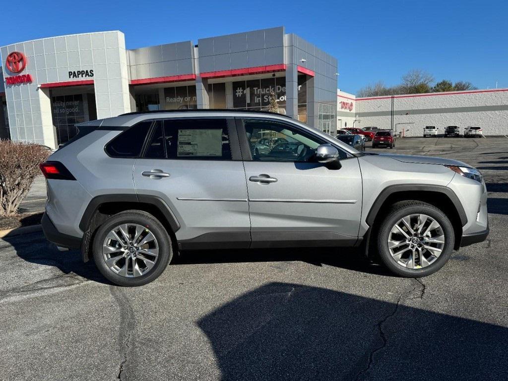 new 2025 Toyota RAV4 car, priced at $39,174