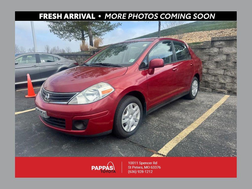 used 2011 Nissan Versa car