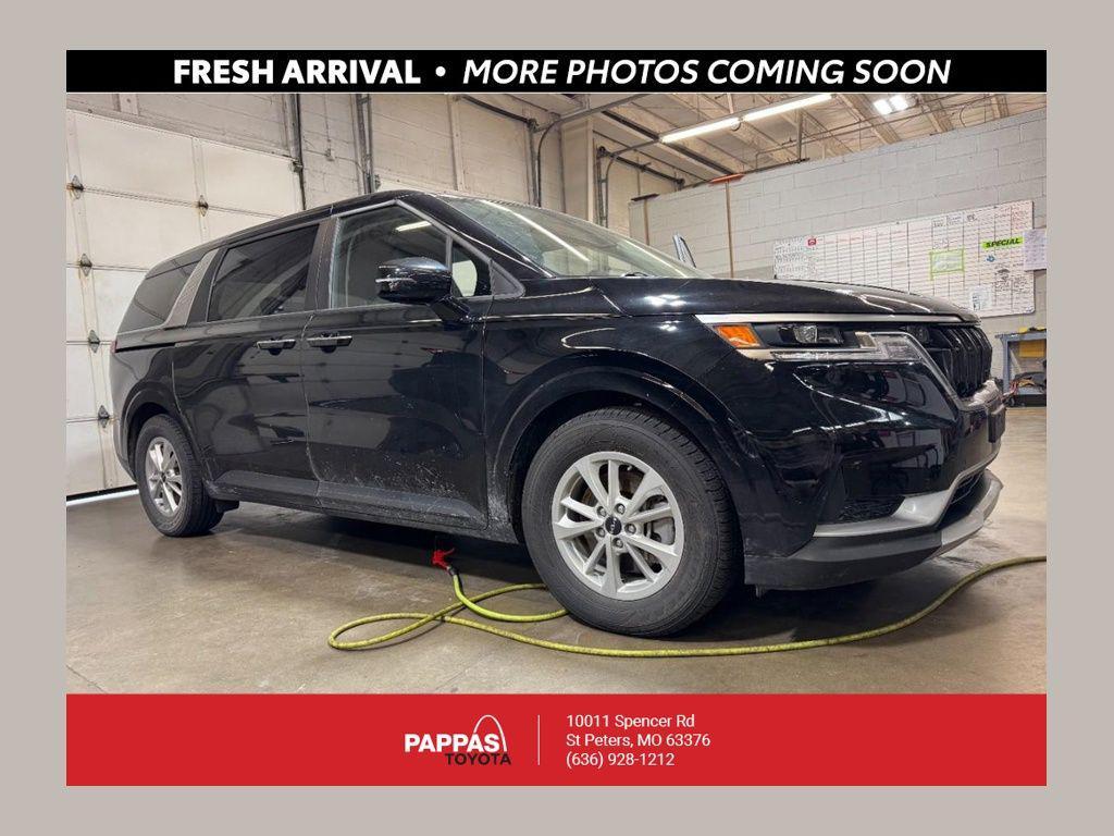 used 2024 Kia Carnival car, priced at $26,500